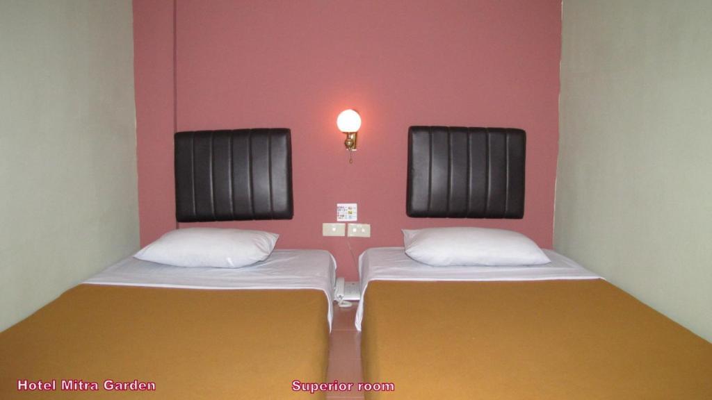 Hotel Mitra Garden Pangkal Pinang Quarto foto